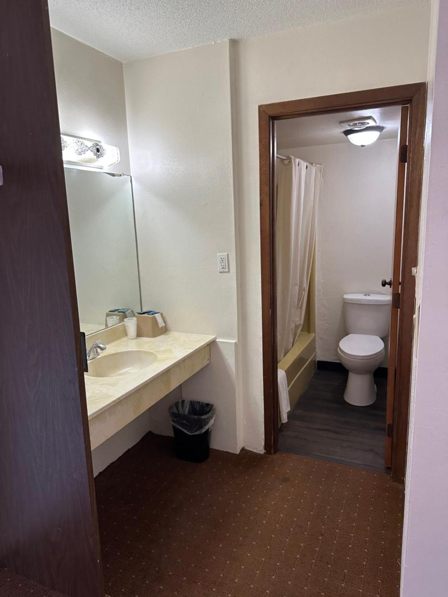 Budget Inn Motel Storm Lake Zewnętrze zdjęcie